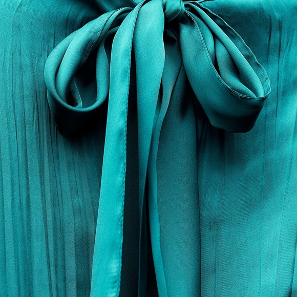 ZARA WRINKLED SATIN EFFECT MINI DRESS.NWT SIZE XS - Picture 6 of 6